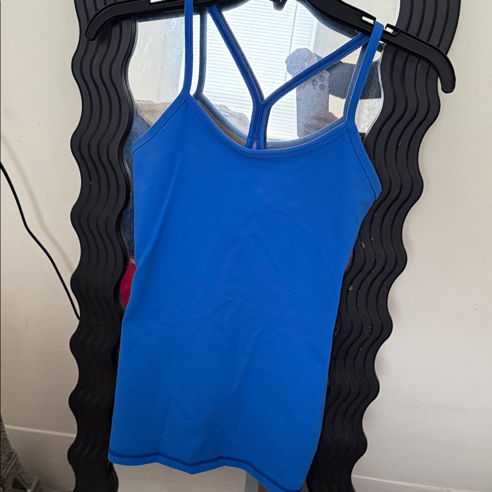 Lululemon tank with built in bra